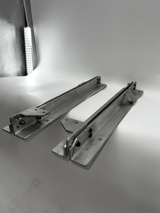 Pilot Car - LH & RH Suv Bracket (SUV Runners)